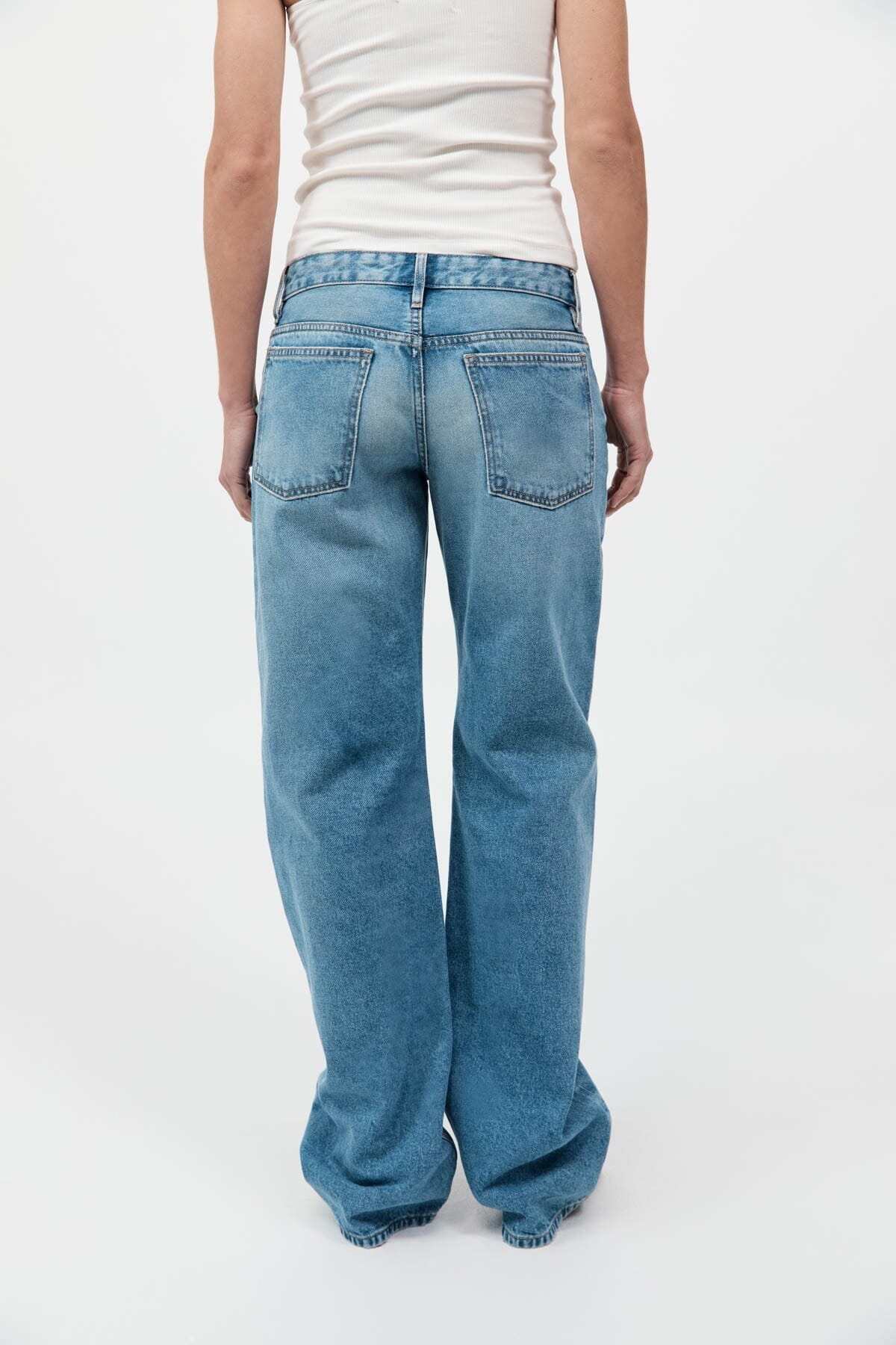 90S LOW RISE JEANS BY OUTLAND DENIM-90S BLUE Pants ST AGNI