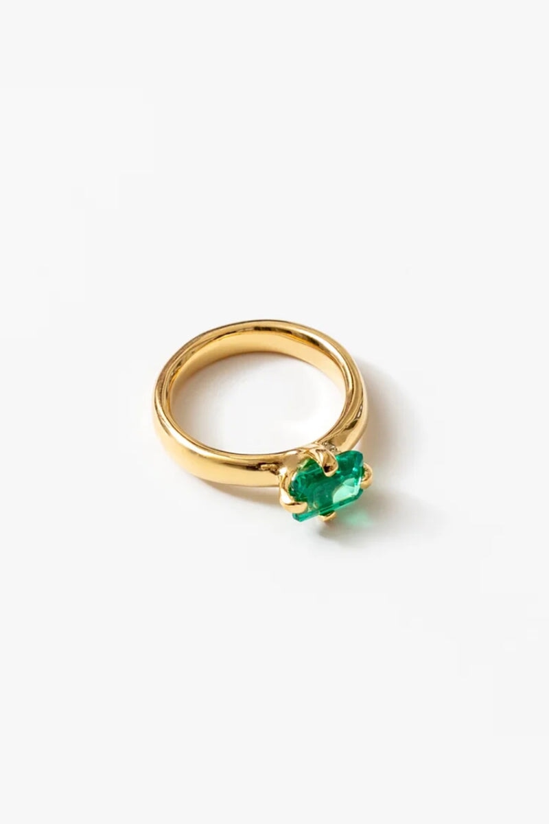 Green hot sale gold ring