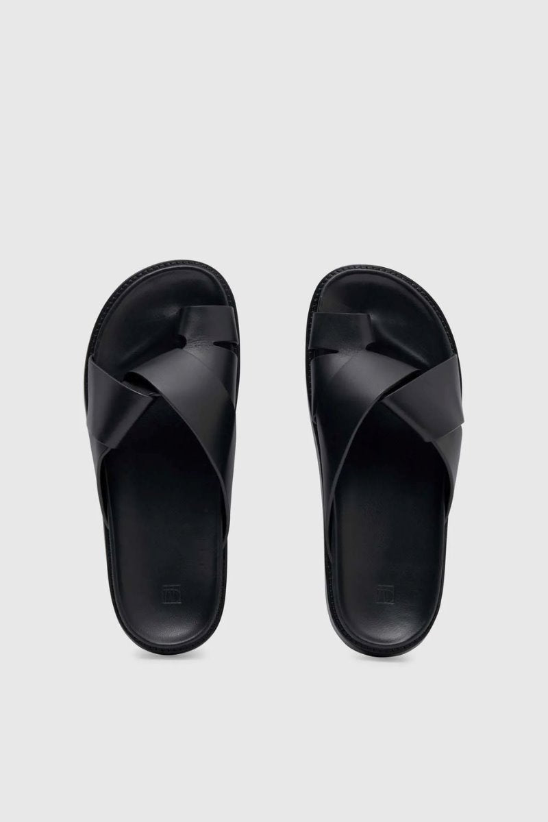 LAUREL LEATHER SANDAL-BLACK Sandals Camilla and Marc 