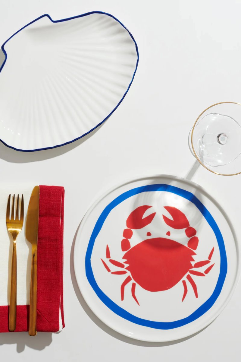 CRAB PLATE-BLUE/RED *in-store only* Home In The Round House 