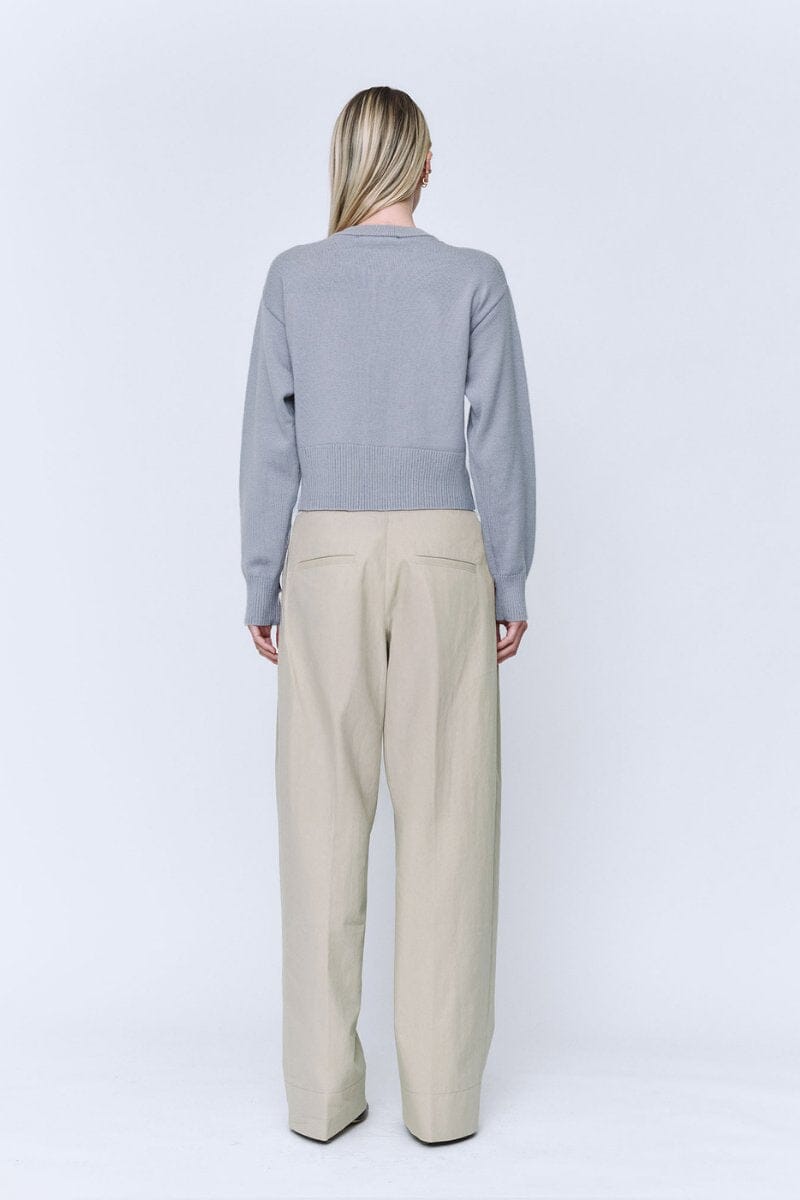 PANSY FLOWER CARDIGAN-GREY Knitwear Wynn Hamlyn 