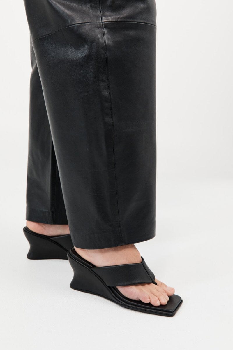 SOFT THONG CONTOUR WEDGE-BLACK Heels ST AGNI 