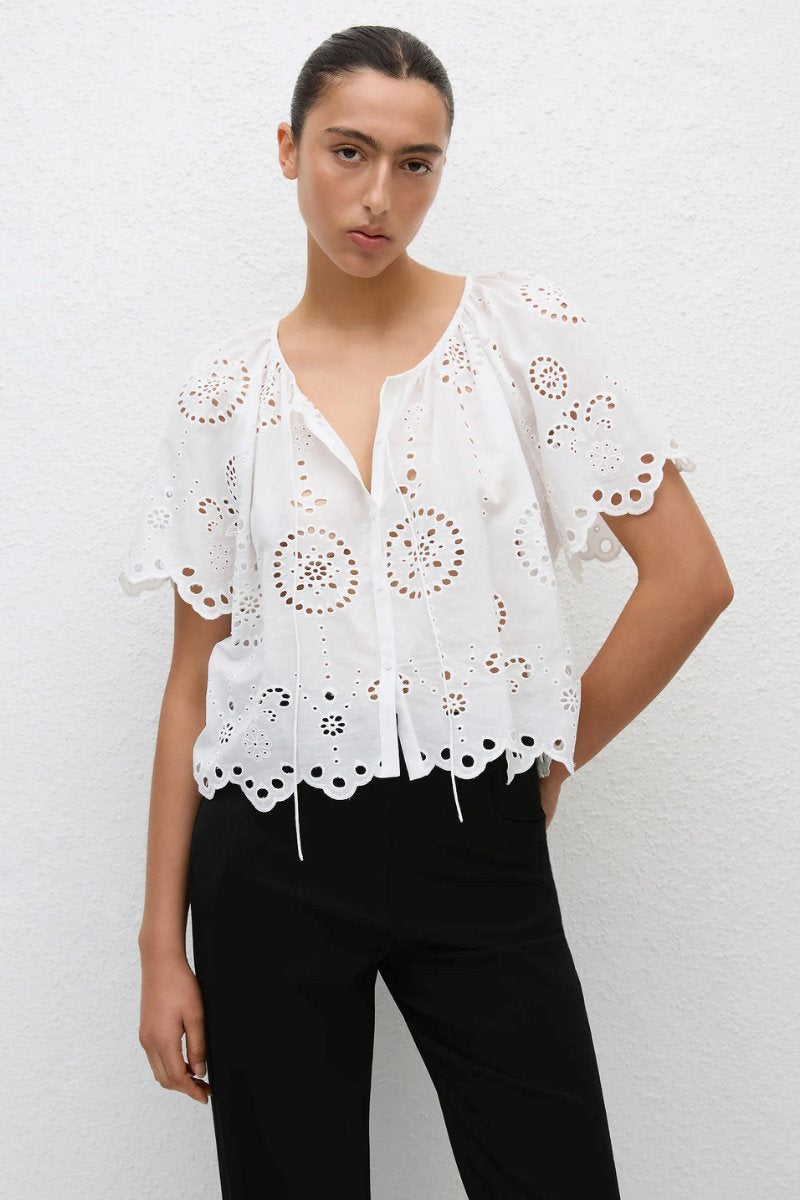 BRODERIE BLOUSE-WHITE Tops Matteau 