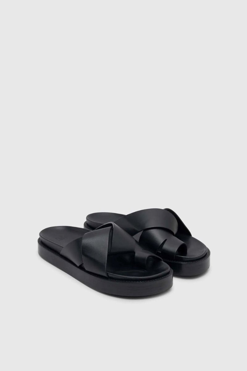 LAUREL LEATHER SANDAL-BLACK Sandals Camilla and Marc 